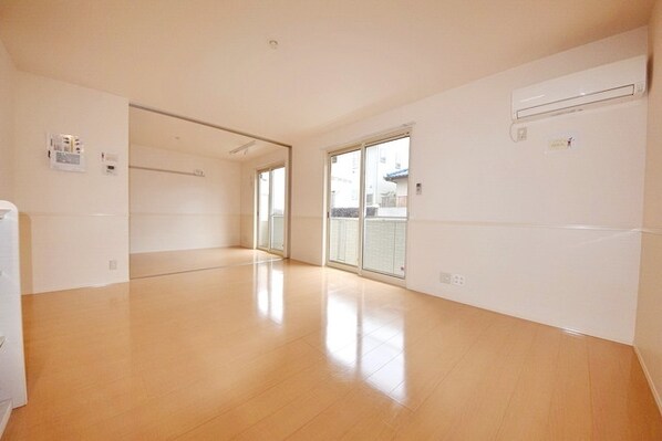 セピアコート 南館の物件内観写真